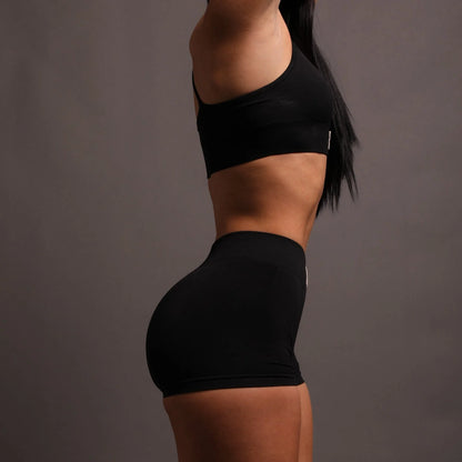 LOBOS SEAMLESS EVERSON KATYA SHORTS IN BLACK