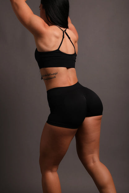 LOBOS SEAMLESS EVERSON KATYA SHORTS IN BLACK