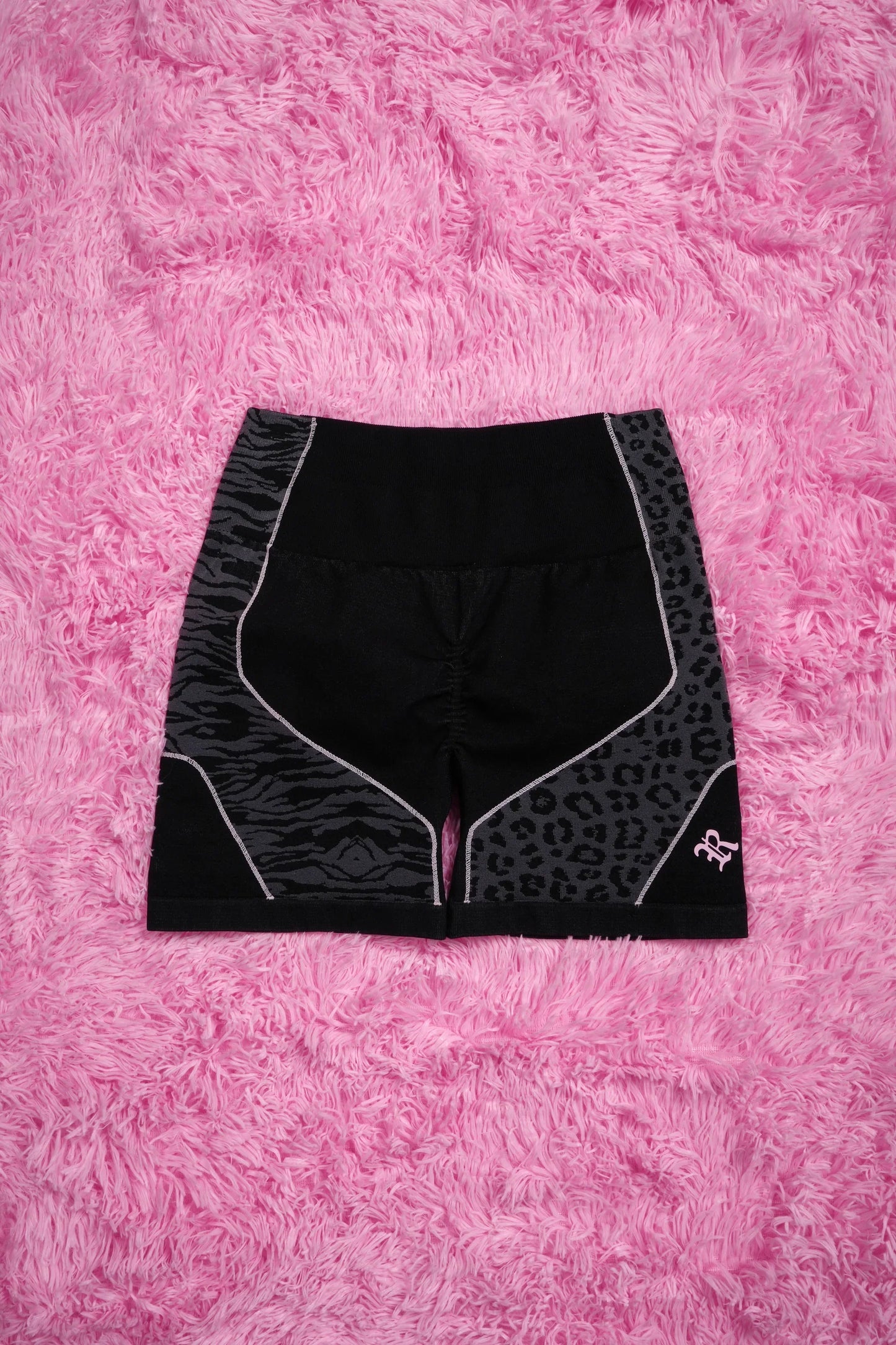 Pink Roses Kelly Seamless Set in Vintage Ashes